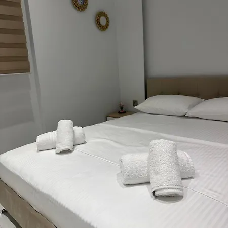 Luxury By Antoniο * Peraía