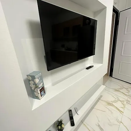 Luxury By Antoniο Lägenhet *