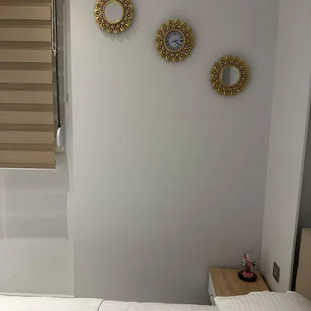 Lägenhet Luxury By Antoniο